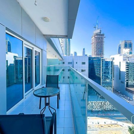 Luxury Stay At Damac Majestine With Balcony & Views Dubai Exterior photo