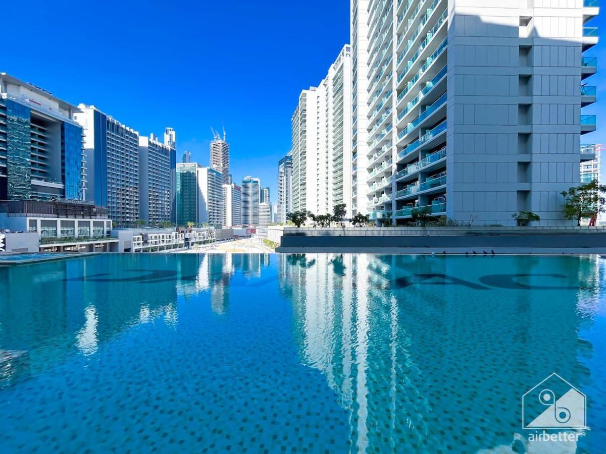 Luxury Stay At Damac Majestine With Balcony & Views Dubai Exterior photo